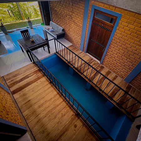 The Lotus Villa Сигирия Экстерьер фото